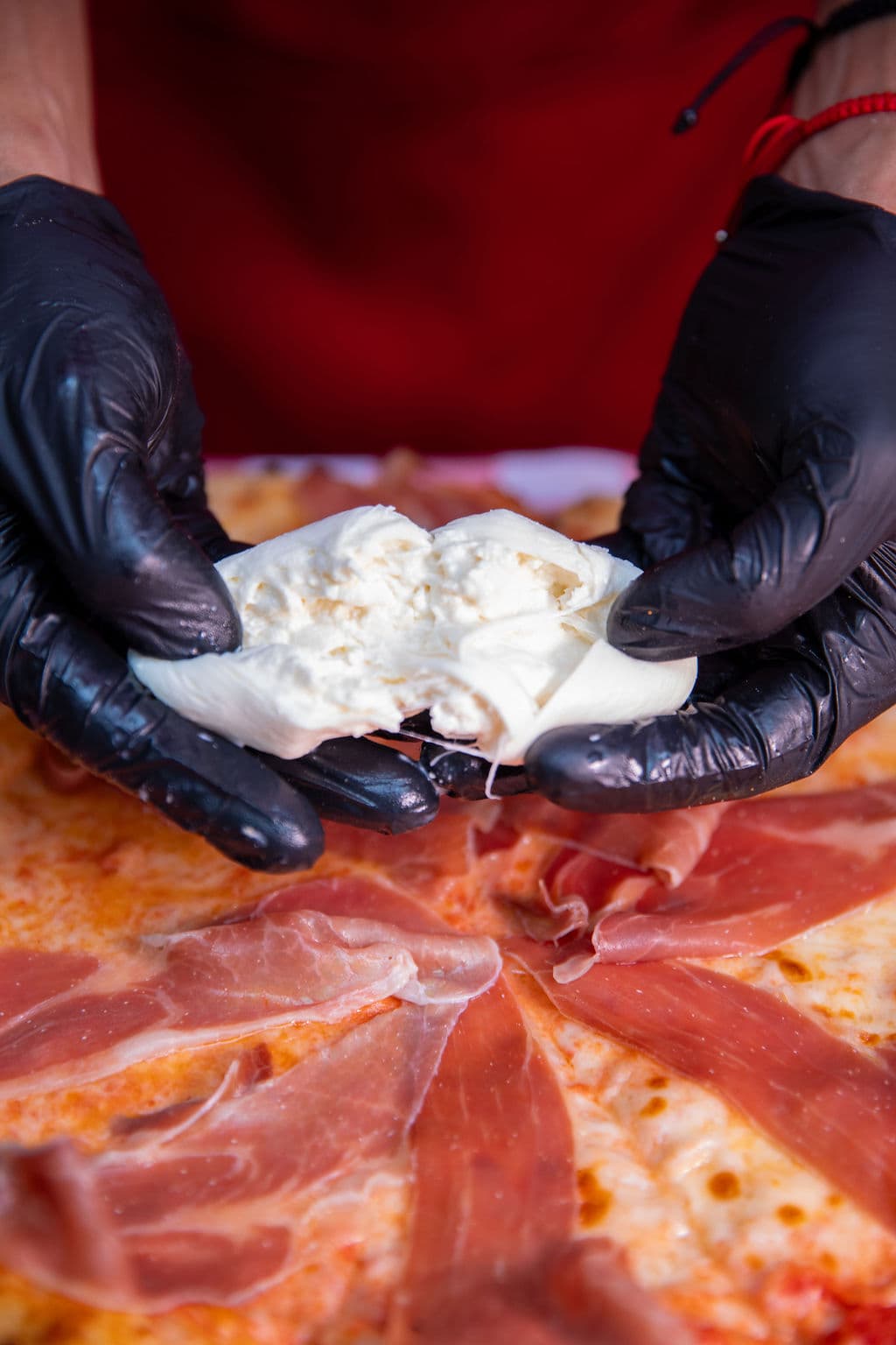 D' Mauchi Fresh Pizza serving a private party